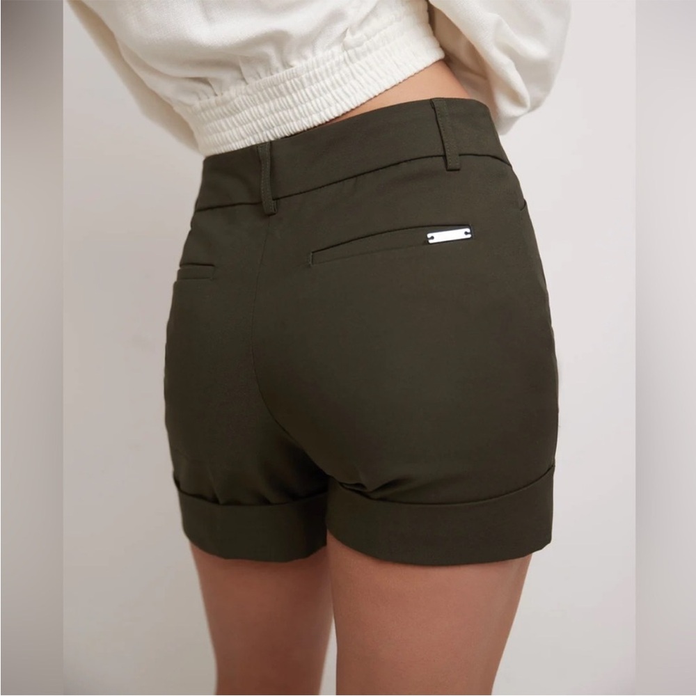 Rekucci women’s stretch cotton spandex cuffed perfect chino short